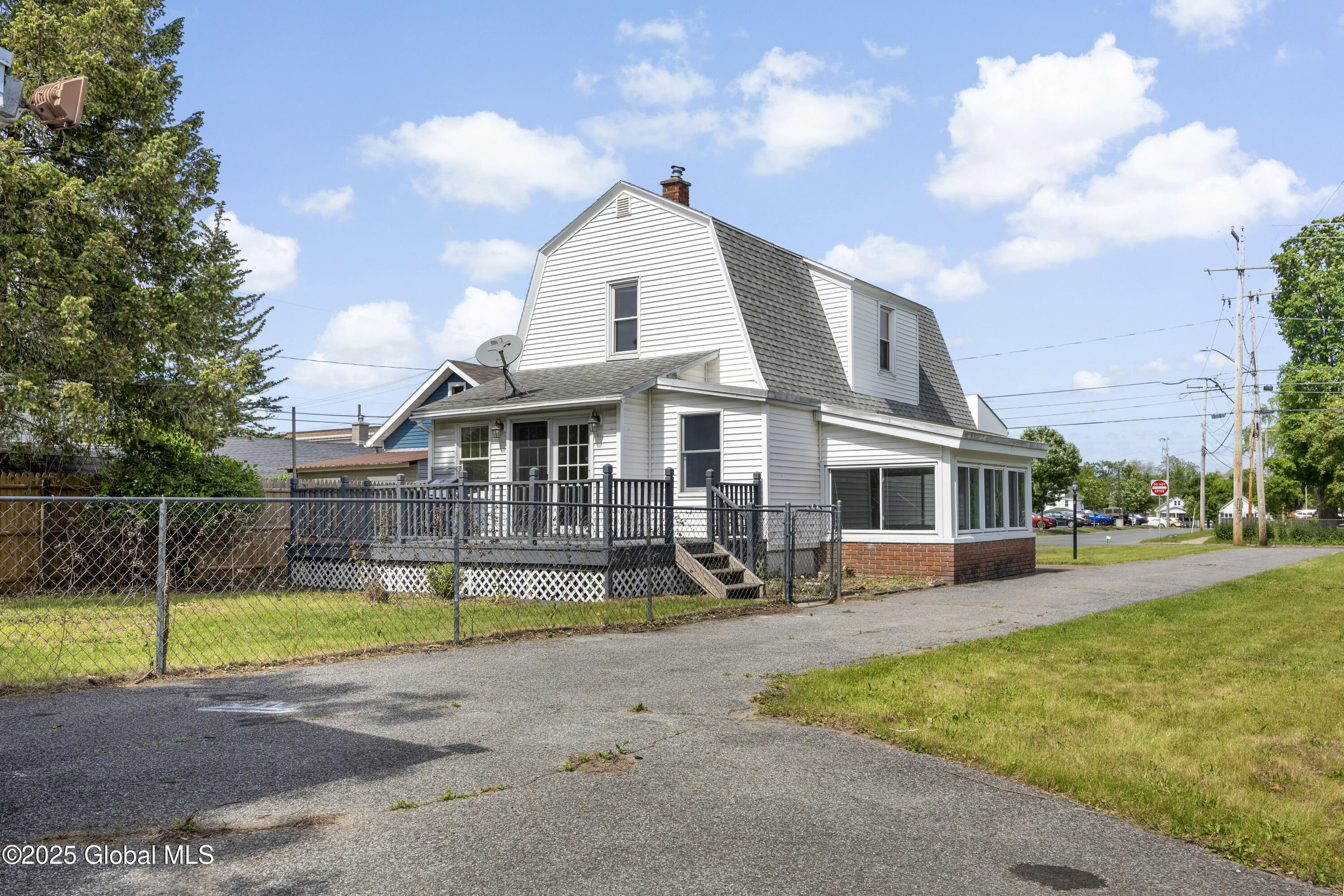 910 Draper Avenue, Schenectady, New York image 30