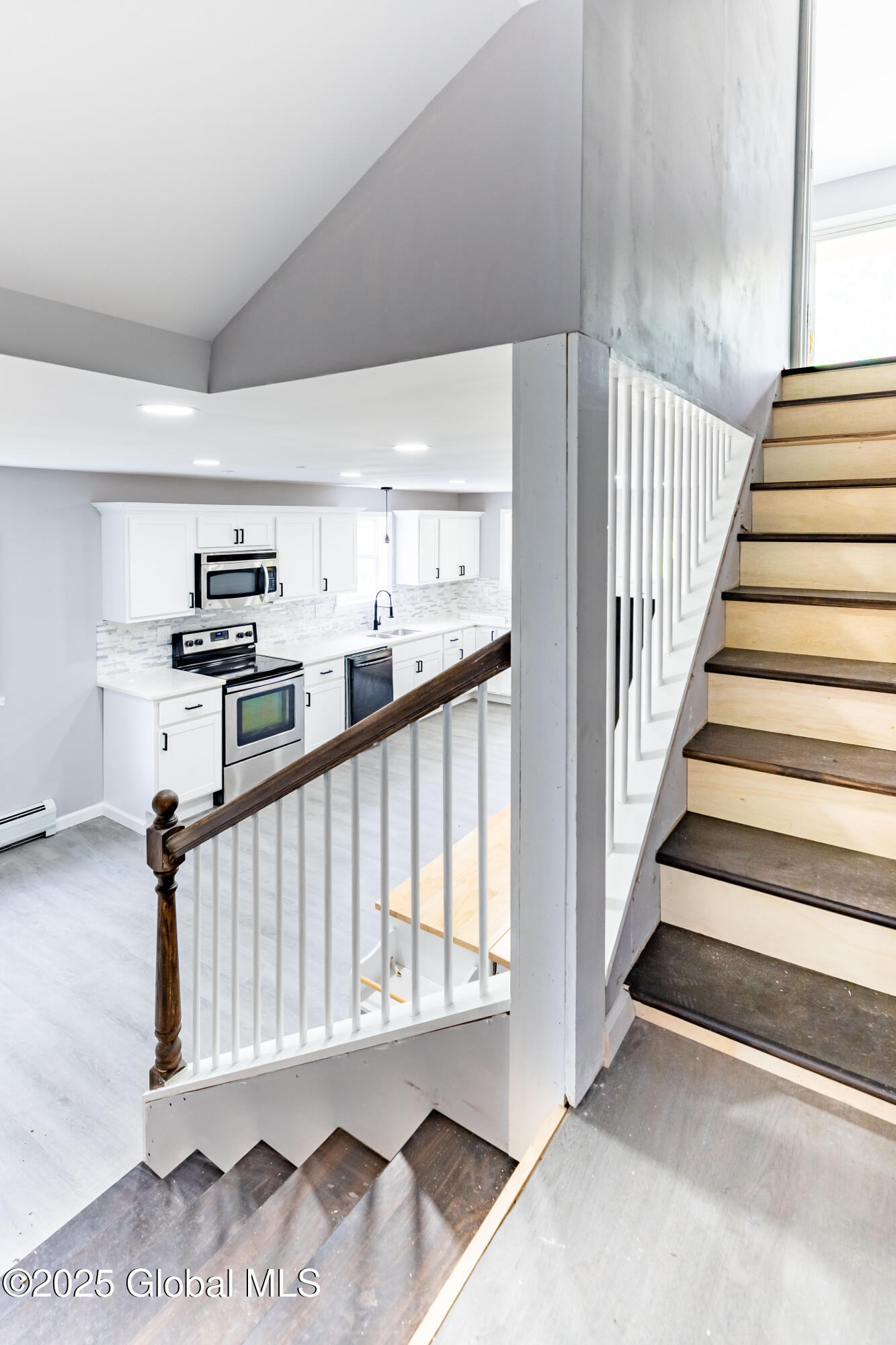 33 Alta Avenue, Queensbury, New York image 11