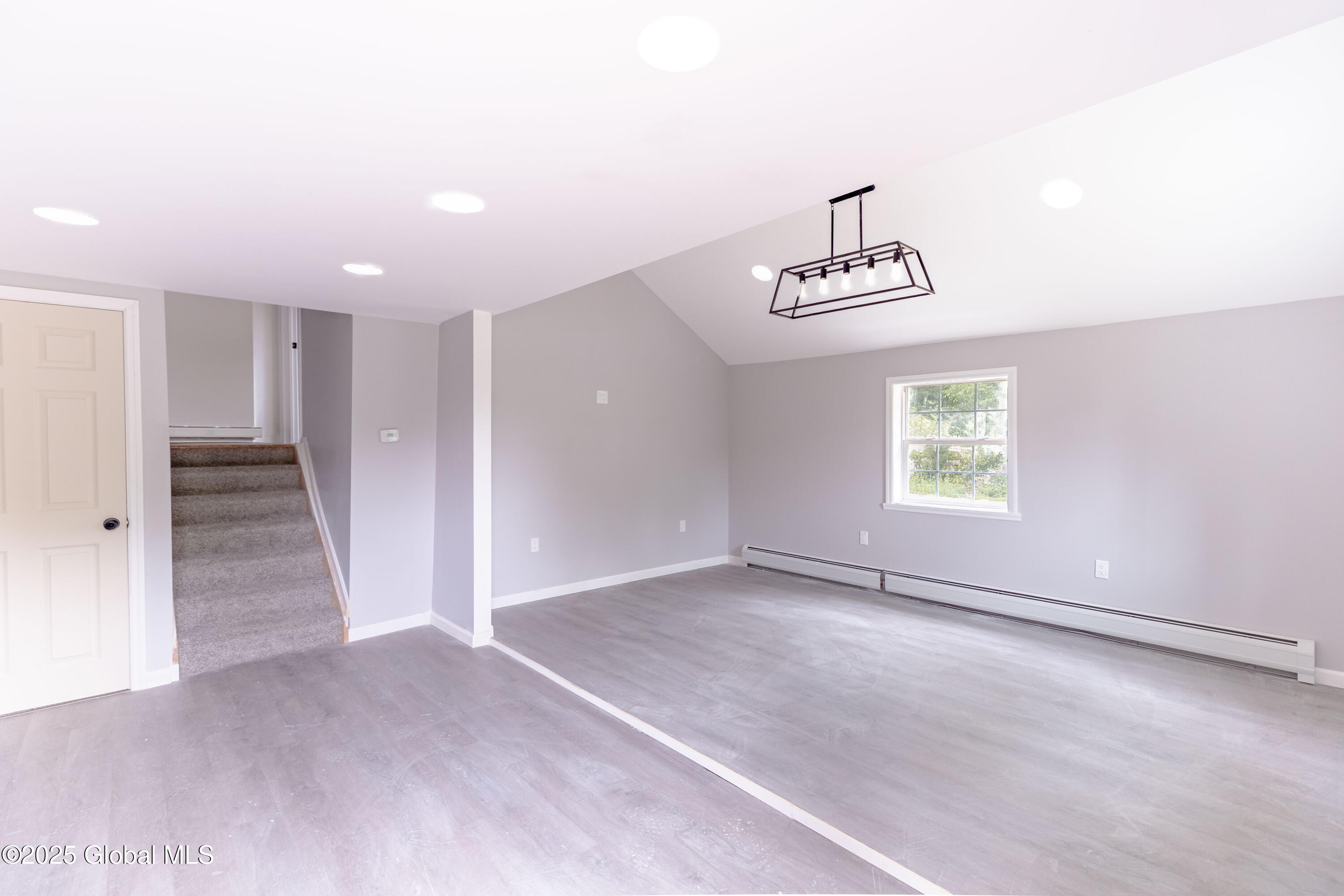 33 Alta Avenue, Queensbury, New York image 3