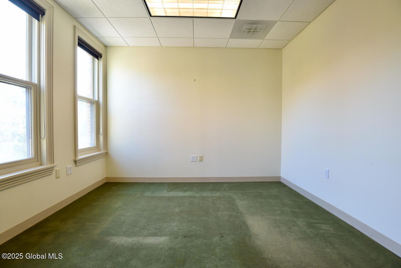 Saratoga Springs, New York 12866, United States, ,Residential,Active,23064