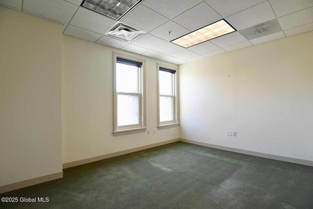 Saratoga Springs, New York 12866, United States, ,Residential,Active,23064