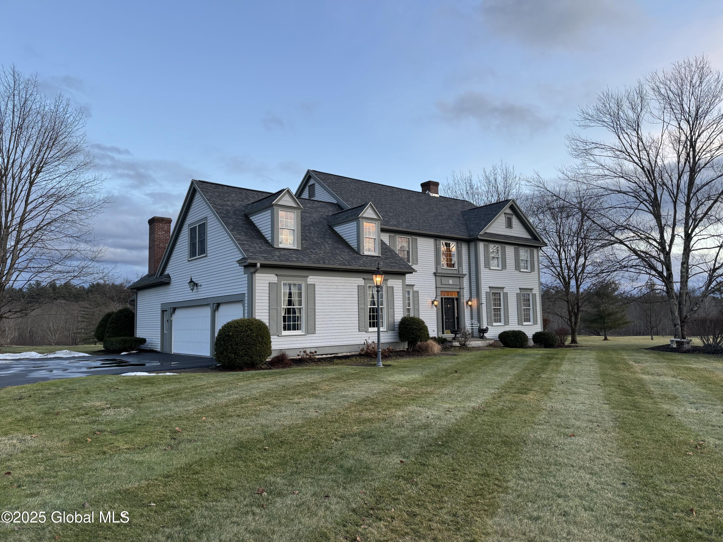 11 Heritage Point Pt, Queensbury, New York image 2