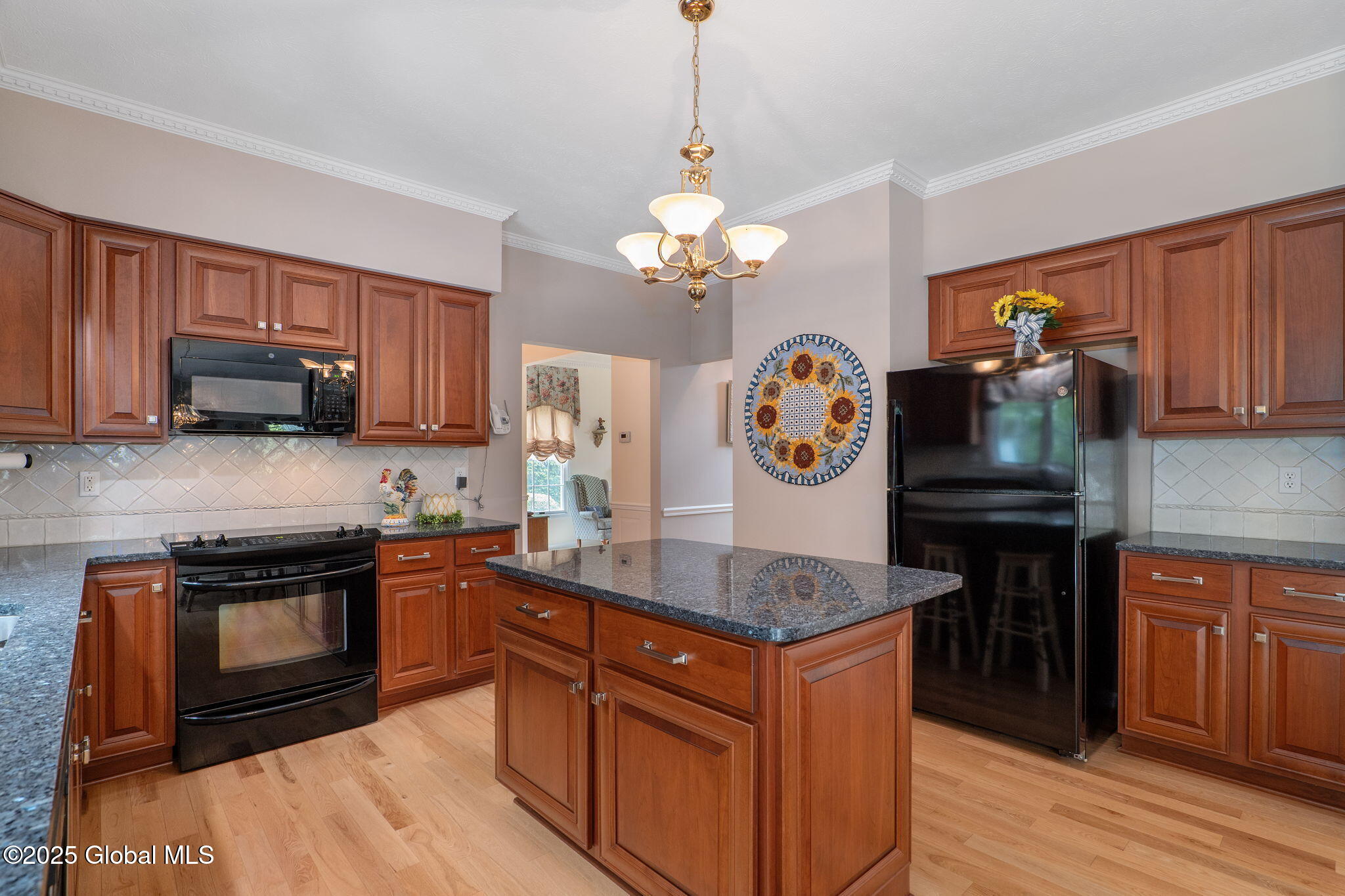 144 Kennewyck Circle, Slingerlands, New York image 5