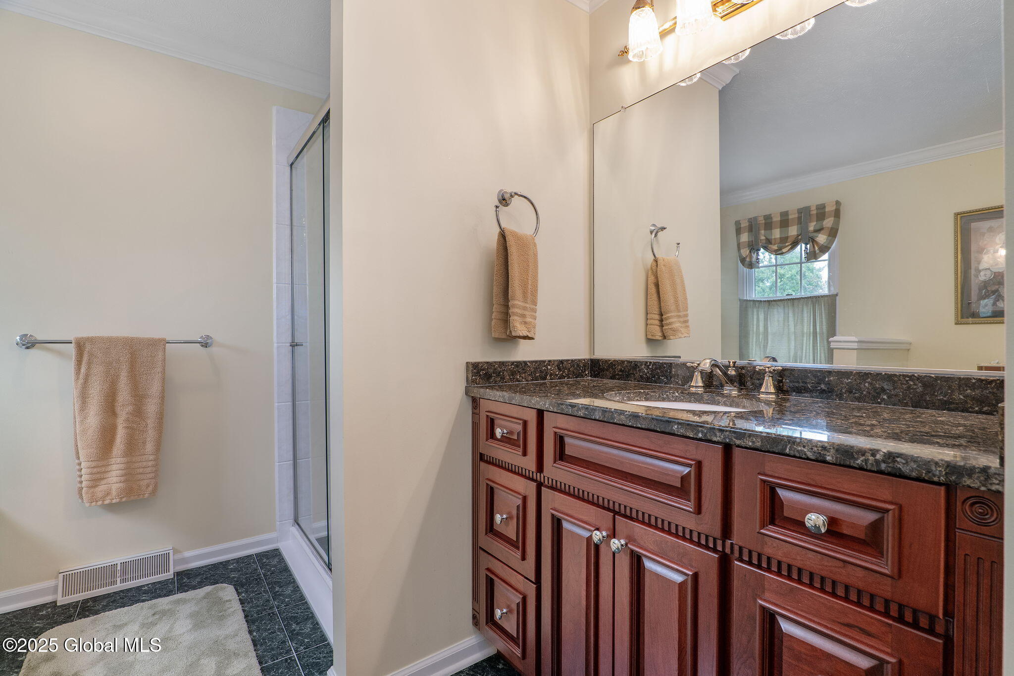144 Kennewyck Circle, Slingerlands, New York image 38