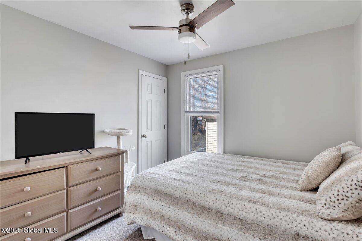 155 Manchester Road, Schenectady, New York image 15