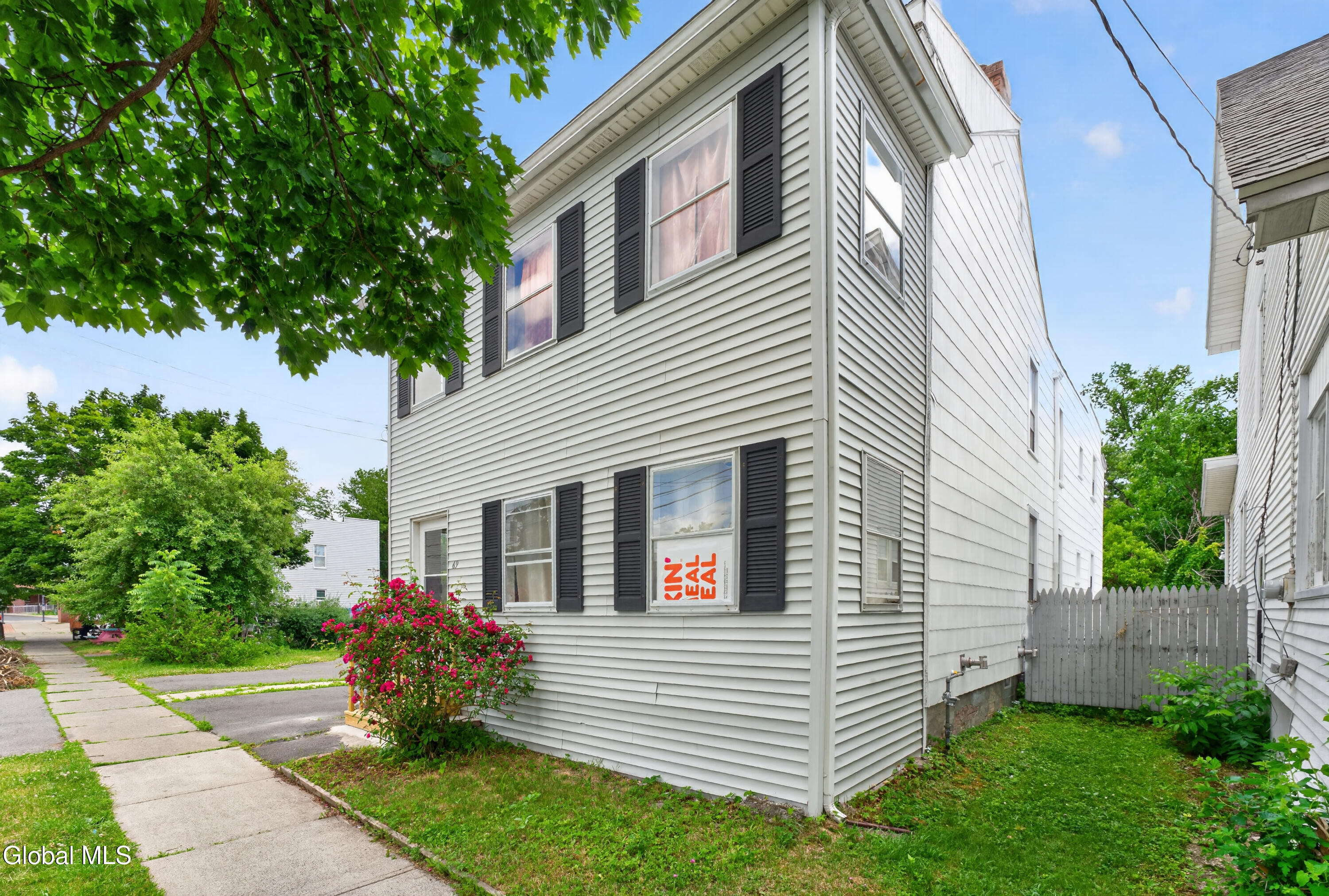 69 Hurlbut Street