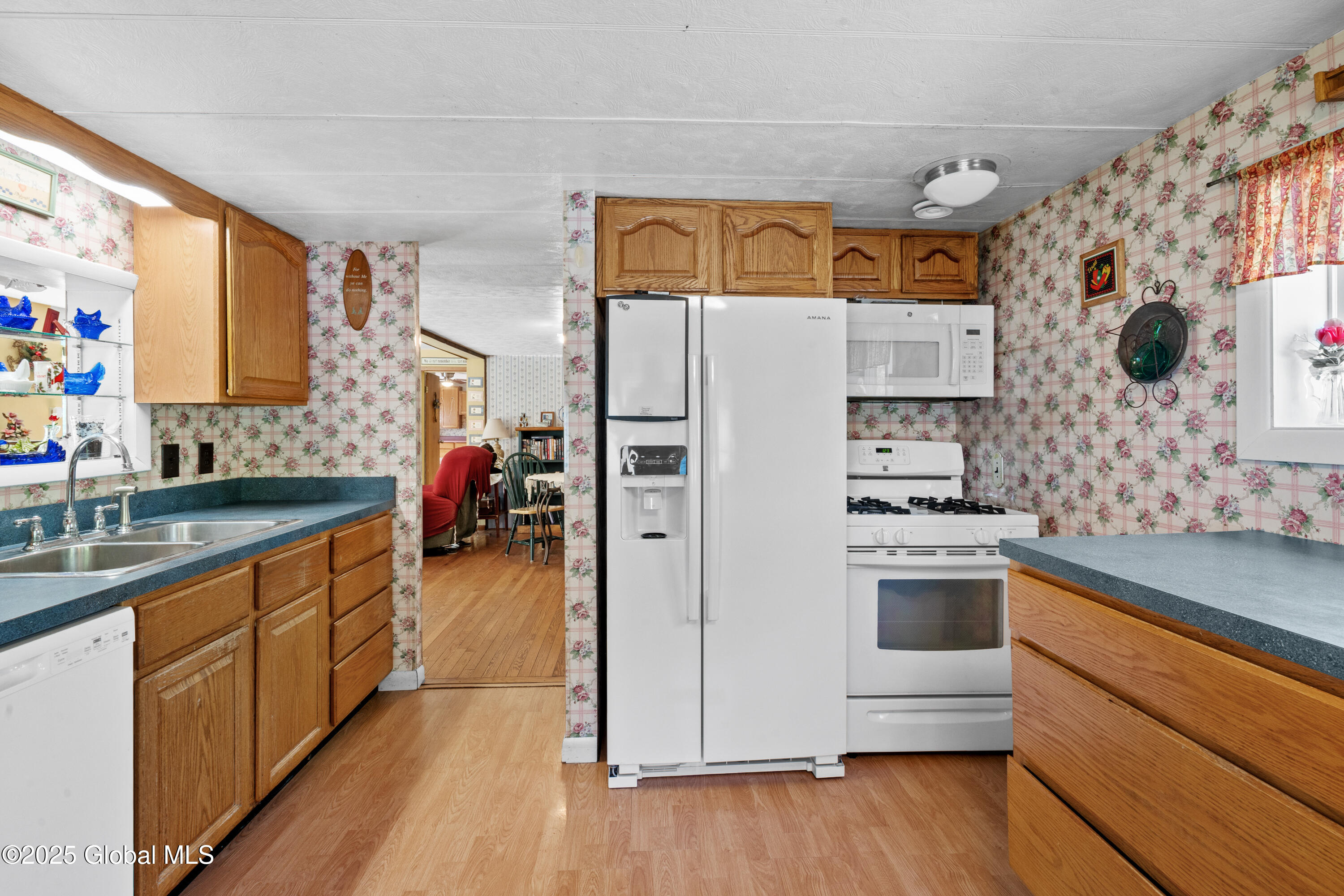 28 Buyce Cross, Athol, New York image 10