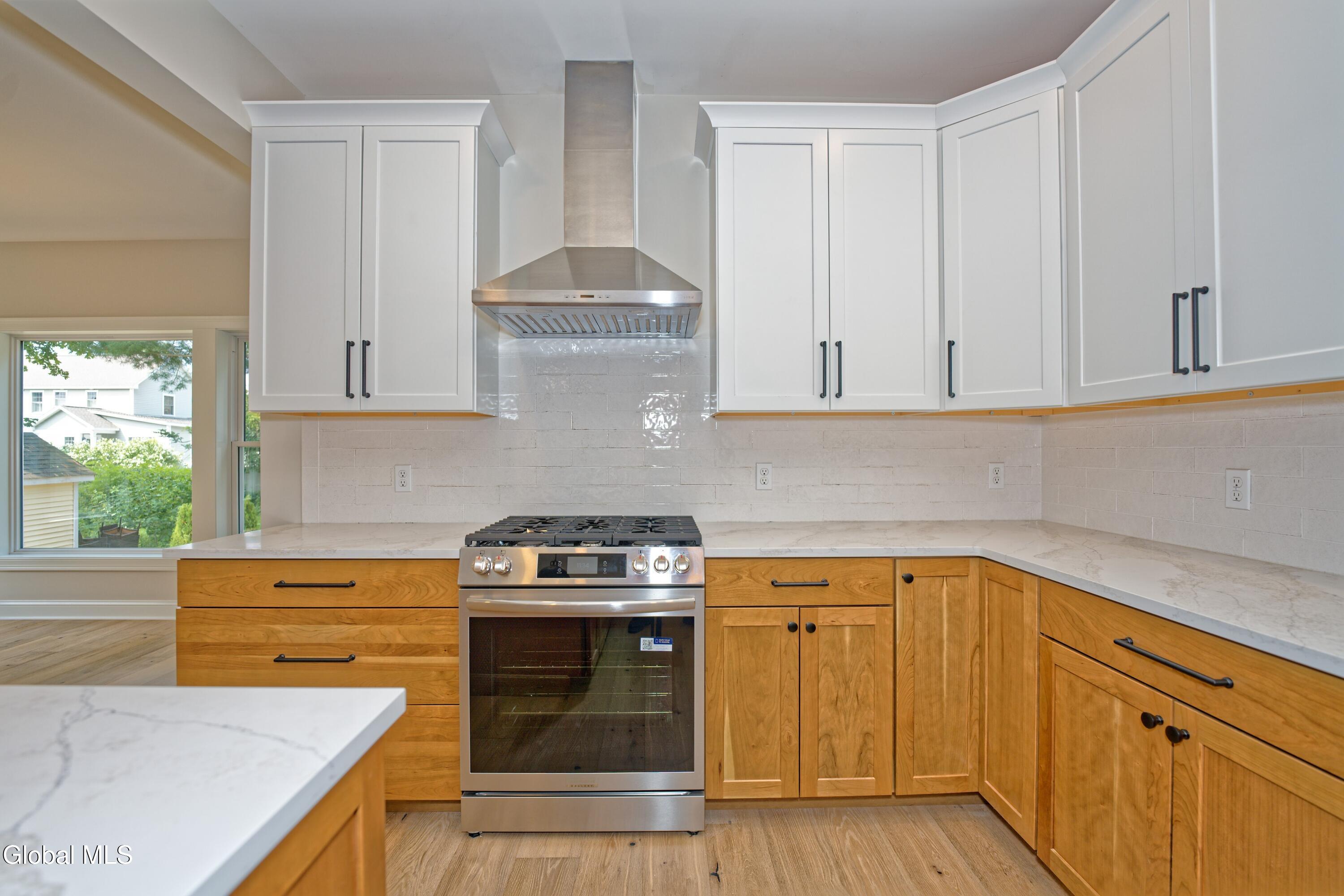 Saratoga Springs, New York 12866, United States, 4 Bedrooms Bedrooms, ,3 BathroomsBathrooms,Residential,Active,140186