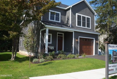 Photo of 295 Jefferson Street, Saratoga Springs, NY 12866 (MLS # 202518357)
