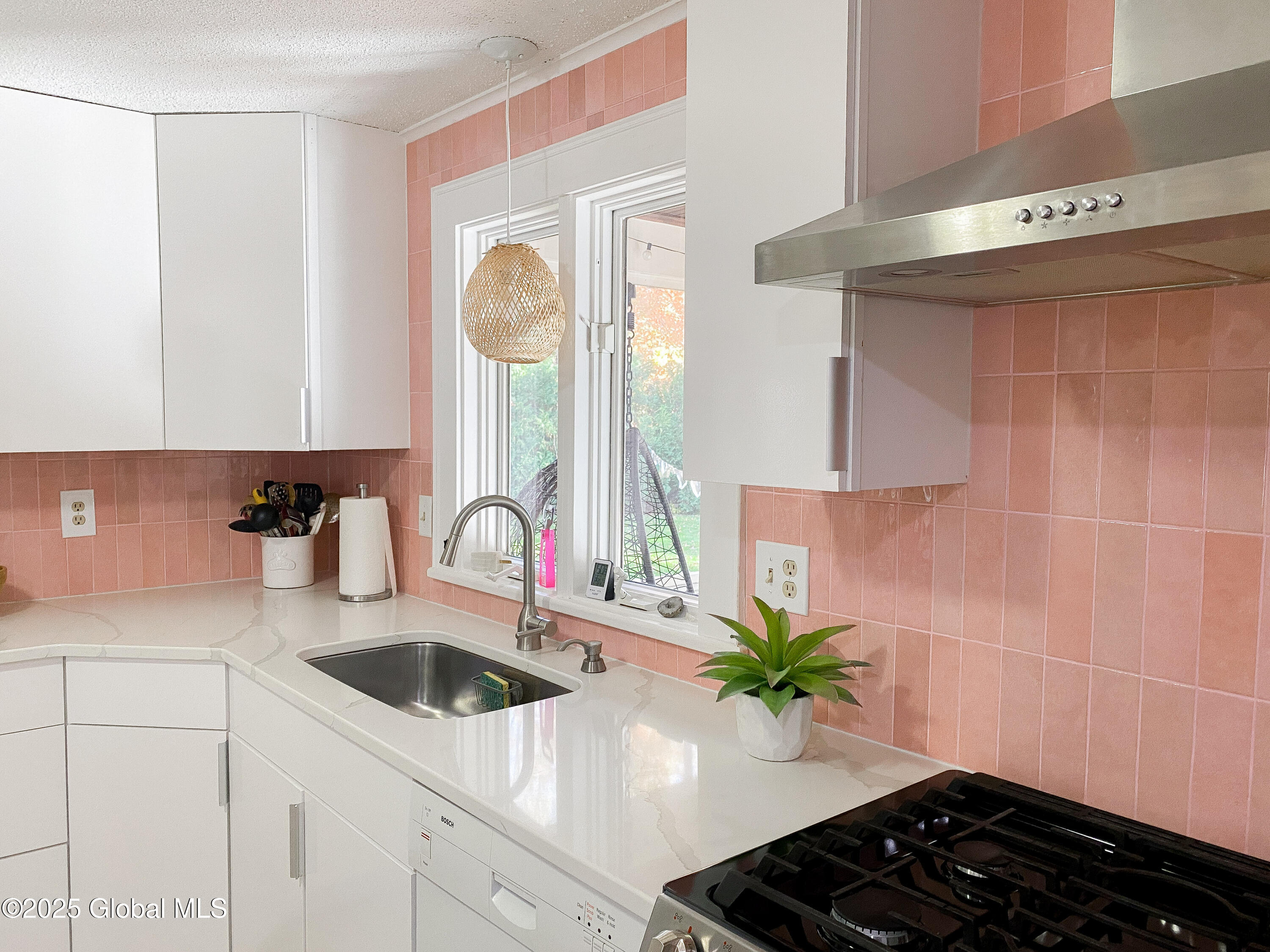 5 Moon Drive, Saratoga Springs, New York image 19