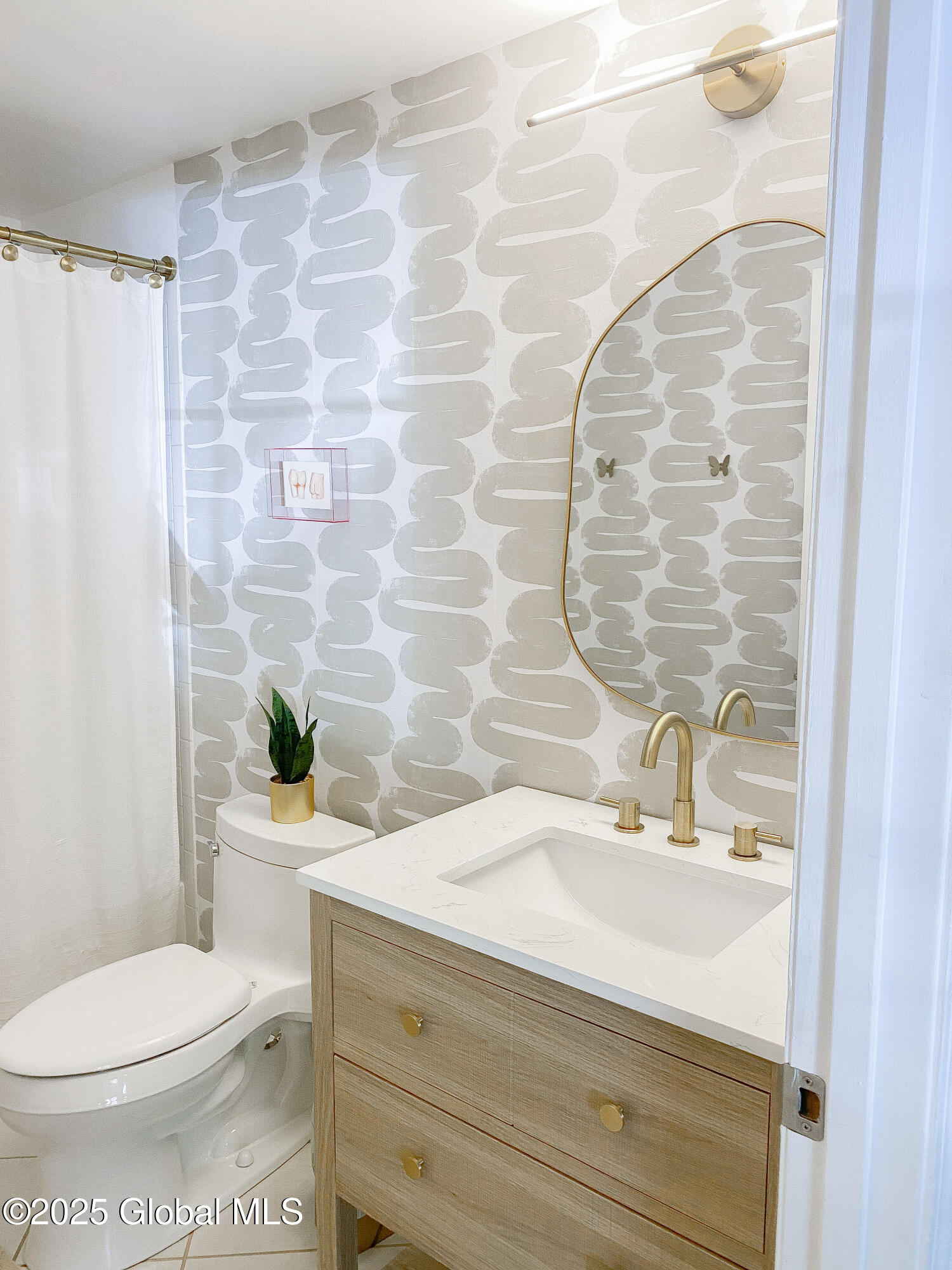 5 Moon Drive, Saratoga Springs, New York image 32
