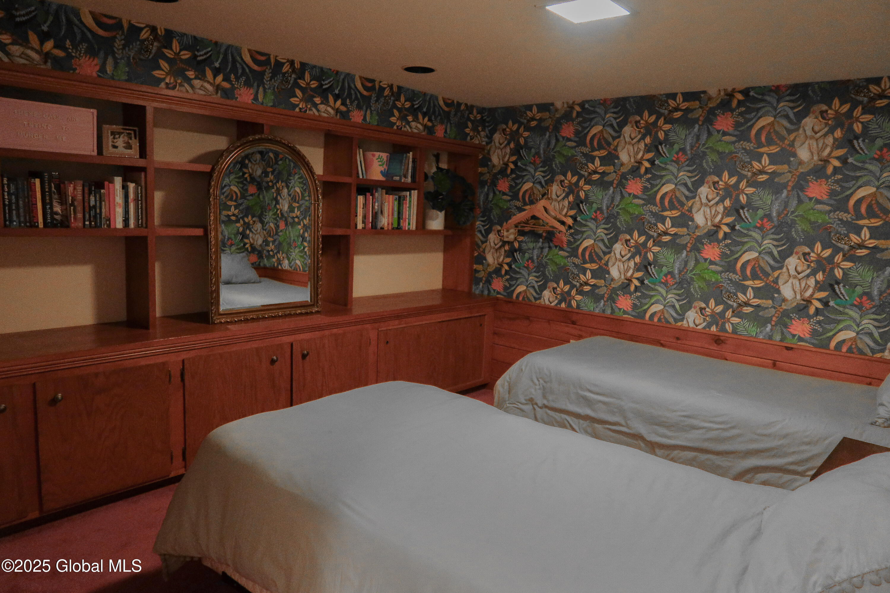5 Moon Drive, Saratoga Springs, New York image 38