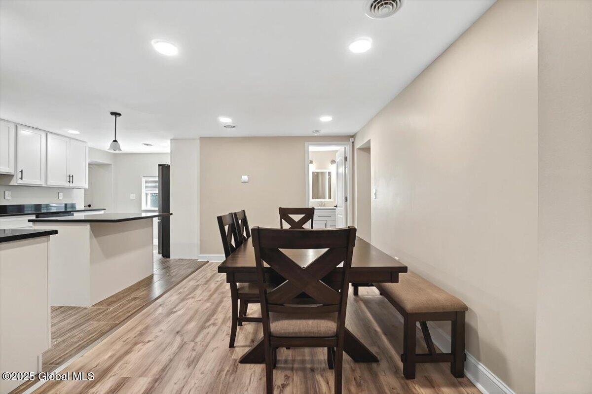5 Essex Avenue, Albany, New York image 9