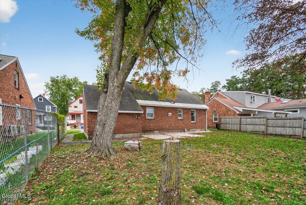 Schenectady, New York 12306, United States, 4 Bedrooms Bedrooms, ,1 BathroomBathrooms,Residential,Active,229935