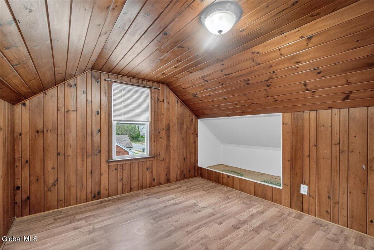 Schenectady, New York 12306, United States, 4 Bedrooms Bedrooms, ,1 BathroomBathrooms,Residential,Active,229935