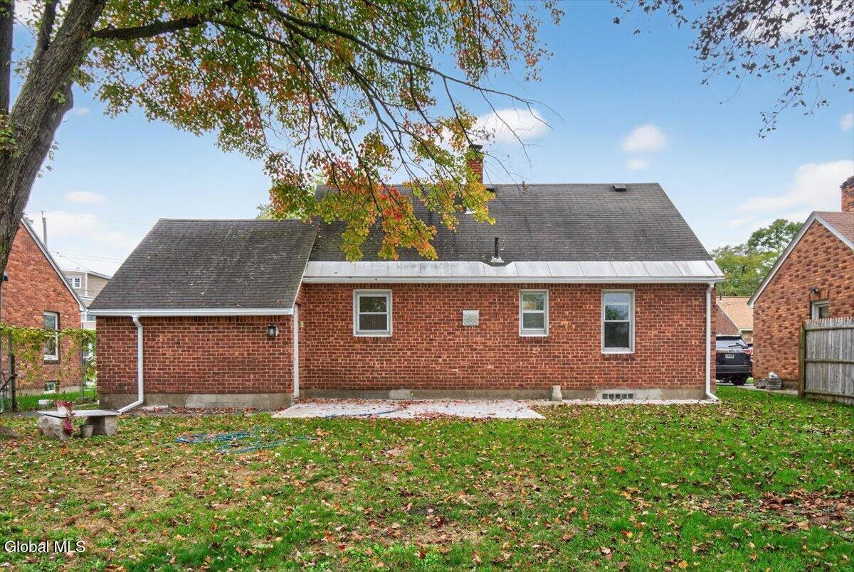 Schenectady, New York 12306, United States, 4 Bedrooms Bedrooms, ,1 BathroomBathrooms,Residential,Active,229935