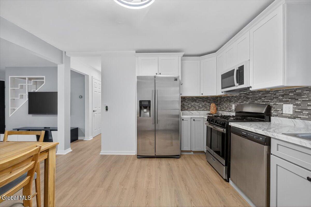 Schenectady, New York 12306, United States, 4 Bedrooms Bedrooms, ,1 BathroomBathrooms,Residential,Active,229935