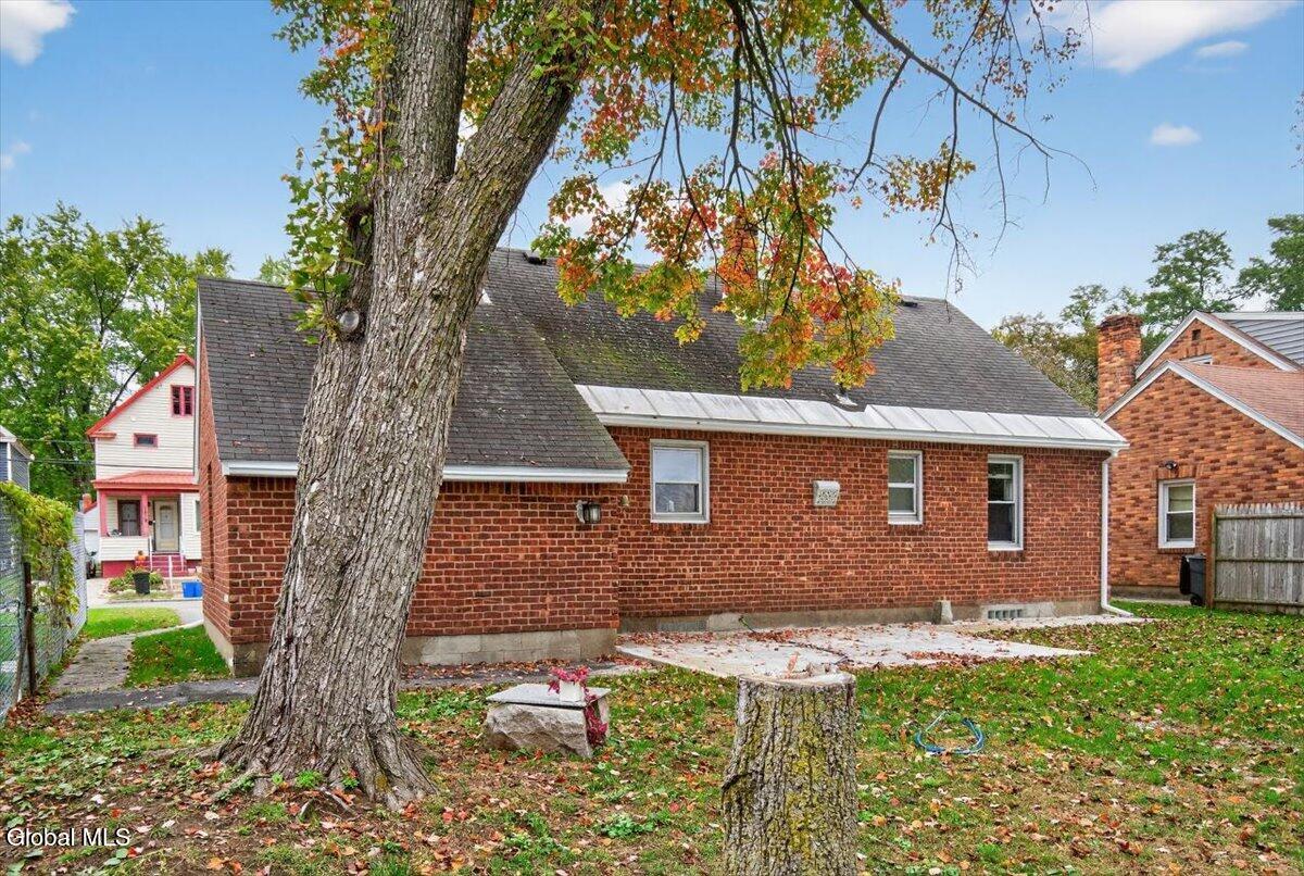 Schenectady, New York 12306, United States, 4 Bedrooms Bedrooms, ,1 BathroomBathrooms,Residential,Active,229935