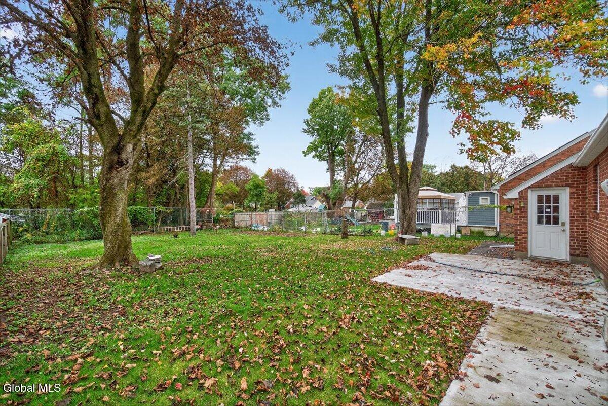 Schenectady, New York 12306, United States, 4 Bedrooms Bedrooms, ,1 BathroomBathrooms,Residential,Active,229935