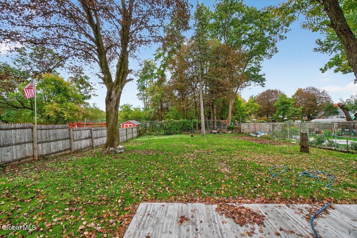 Schenectady, New York 12306, United States, 4 Bedrooms Bedrooms, ,1 BathroomBathrooms,Residential,Active,229935