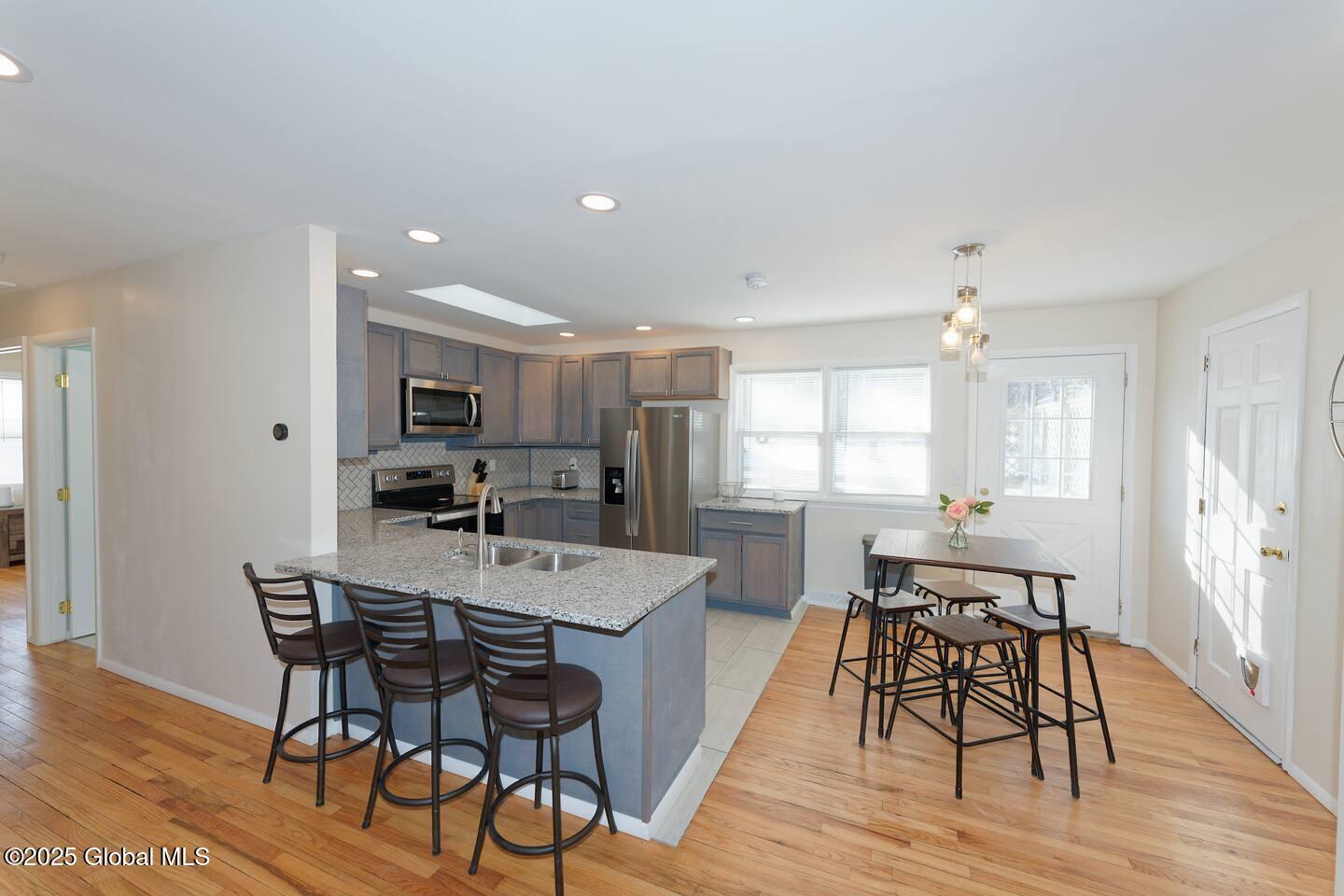 79 Trottingham Court, Saratoga Springs, New York image 5
