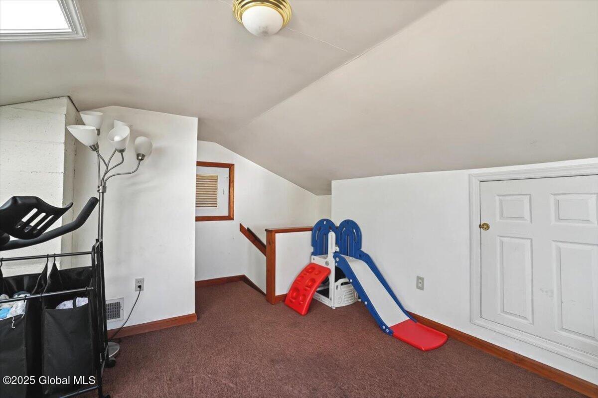 400 Baker Avenue, Cohoes, New York image 16