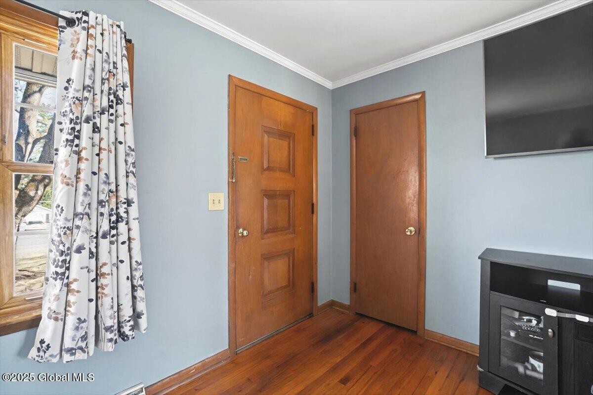 400 Baker Avenue, Cohoes, New York image 7