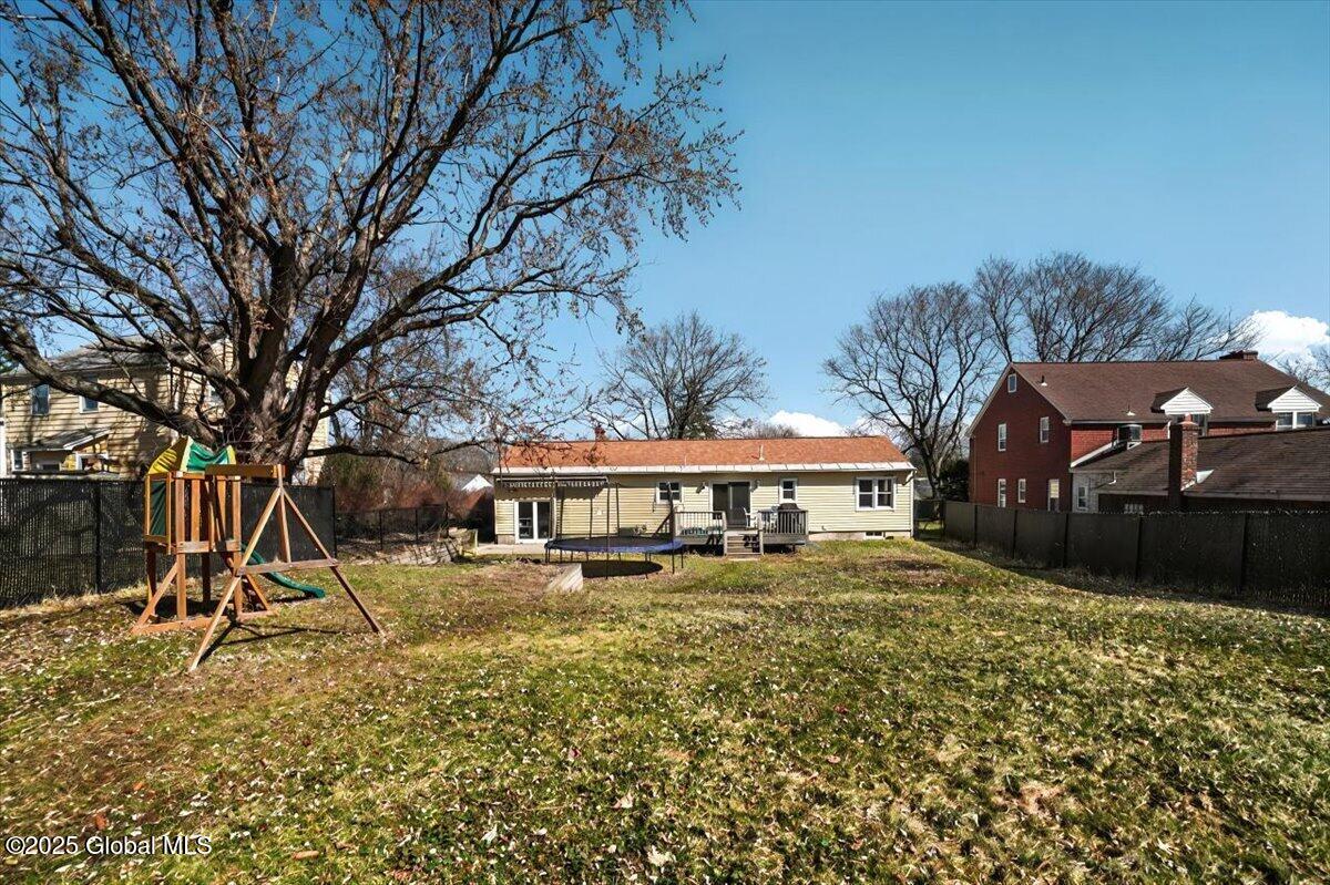 400 Baker Avenue, Cohoes, New York image 30