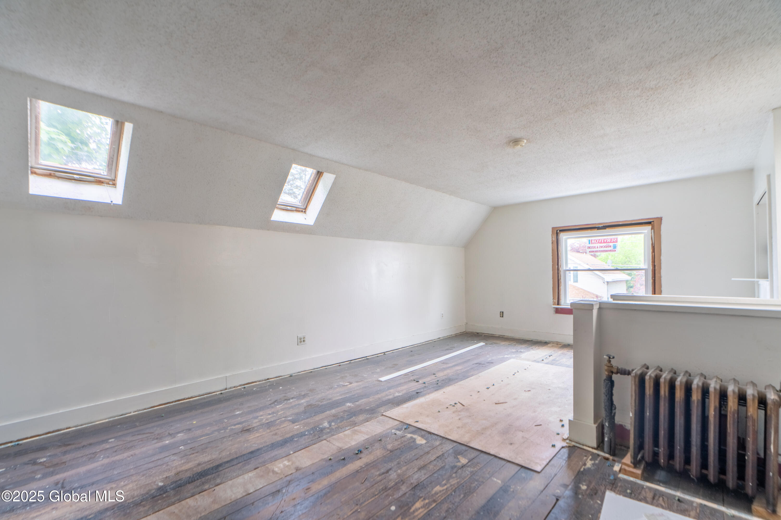 8 Rosewood Avenue, Johnstown, New York image 31