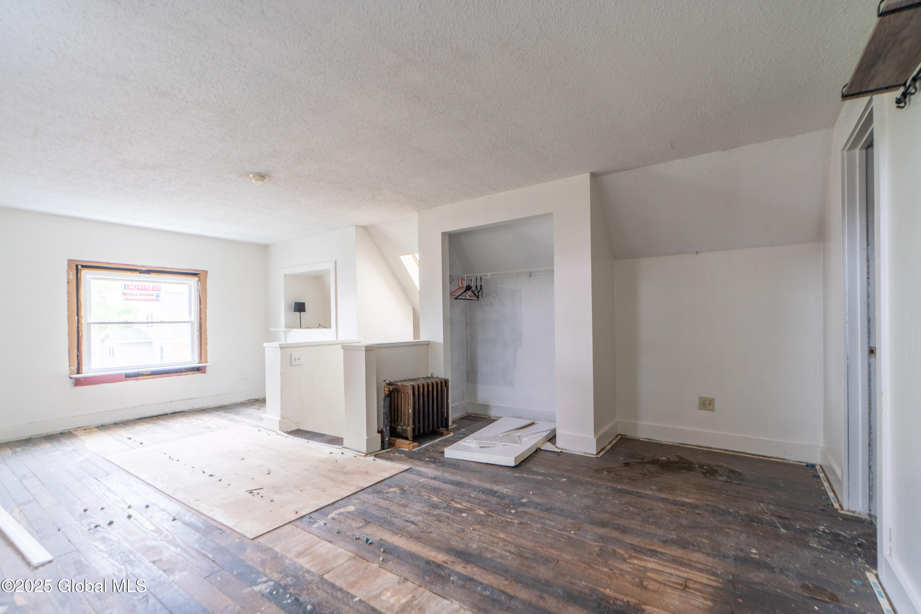 8 Rosewood Avenue, Johnstown, New York image 28