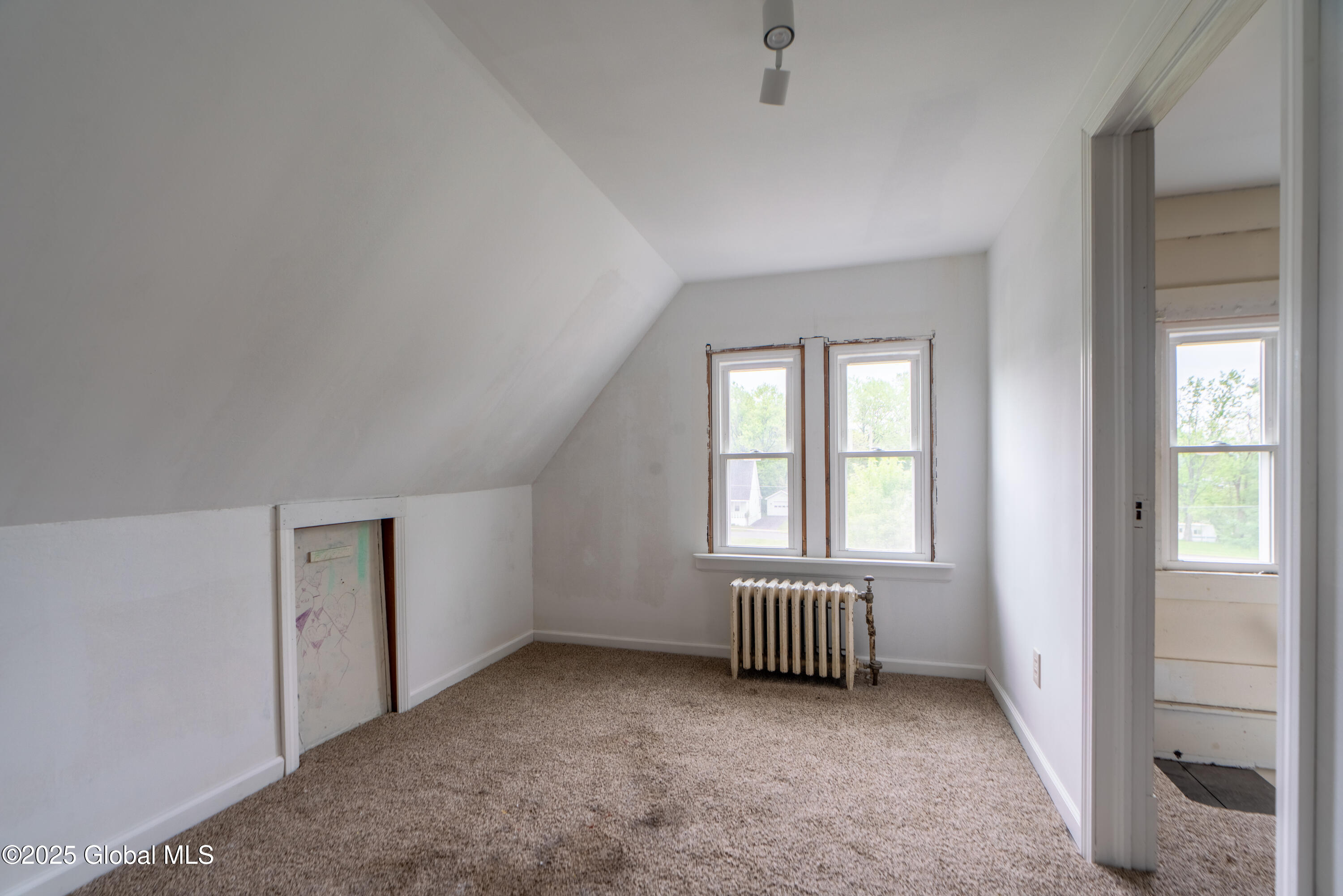 8 Rosewood Avenue, Johnstown, New York image 25