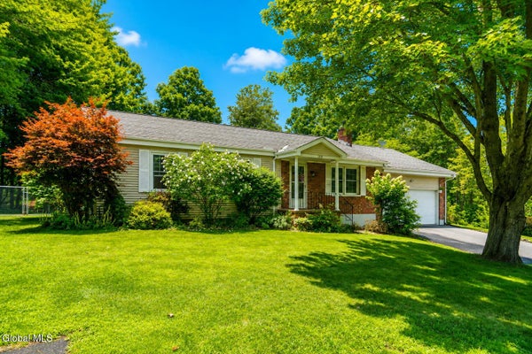 106 WESSKUM WOODS RD, GLOVERSVILLE, NY 12078 - Image 2cc9f0861d2e4af62d87393f7ee5c52a/1542974236
