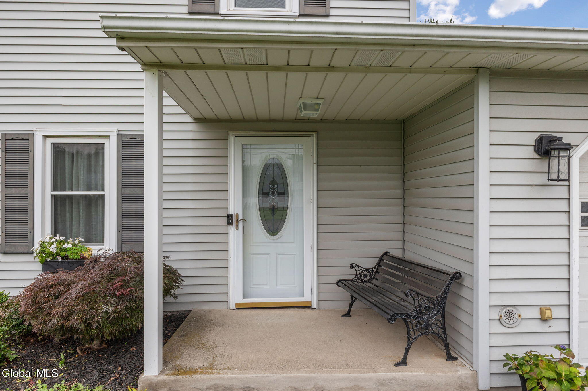 29 Meadowbrook Road