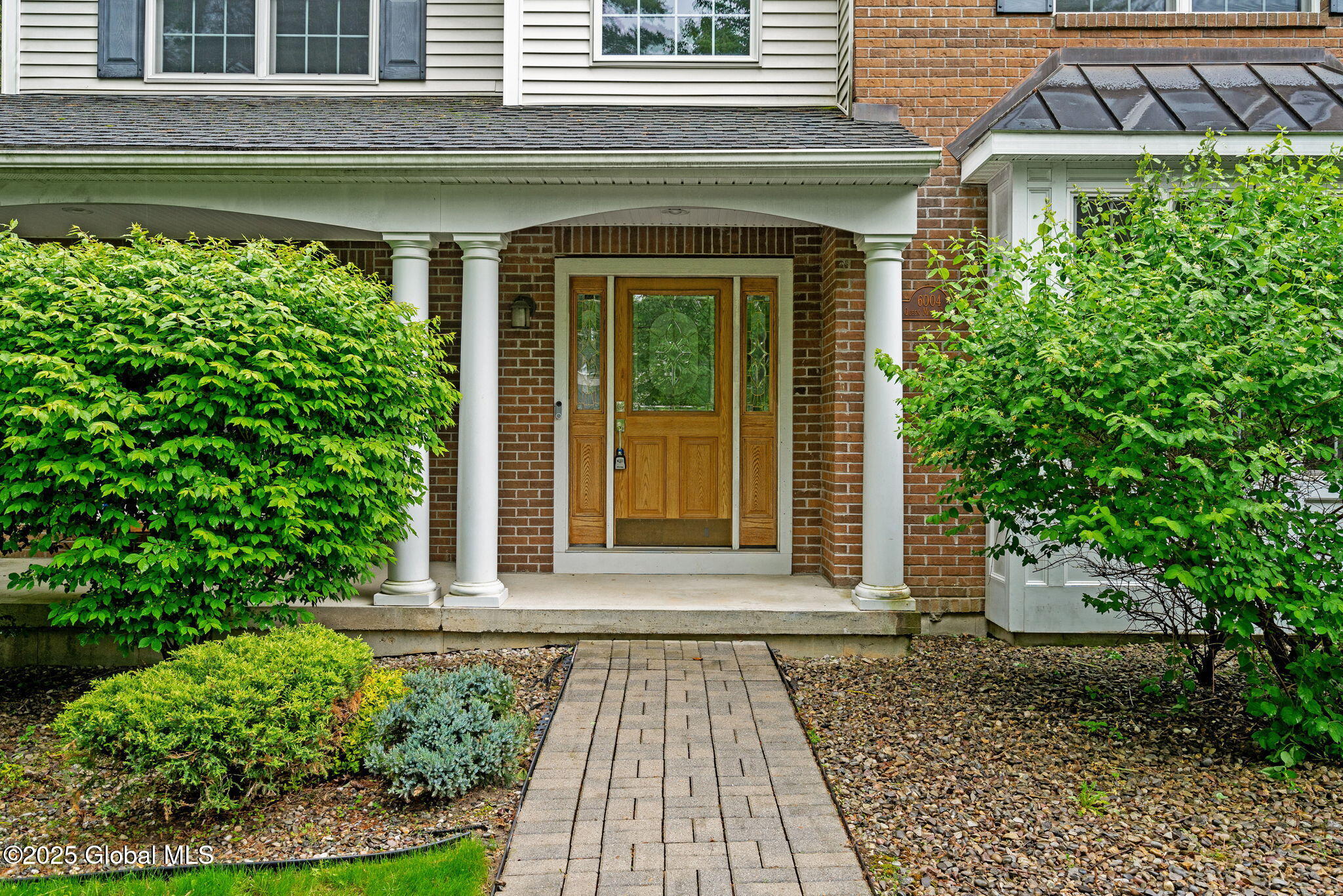 6004 Queen Mary Court, Schenectady, New York image 2