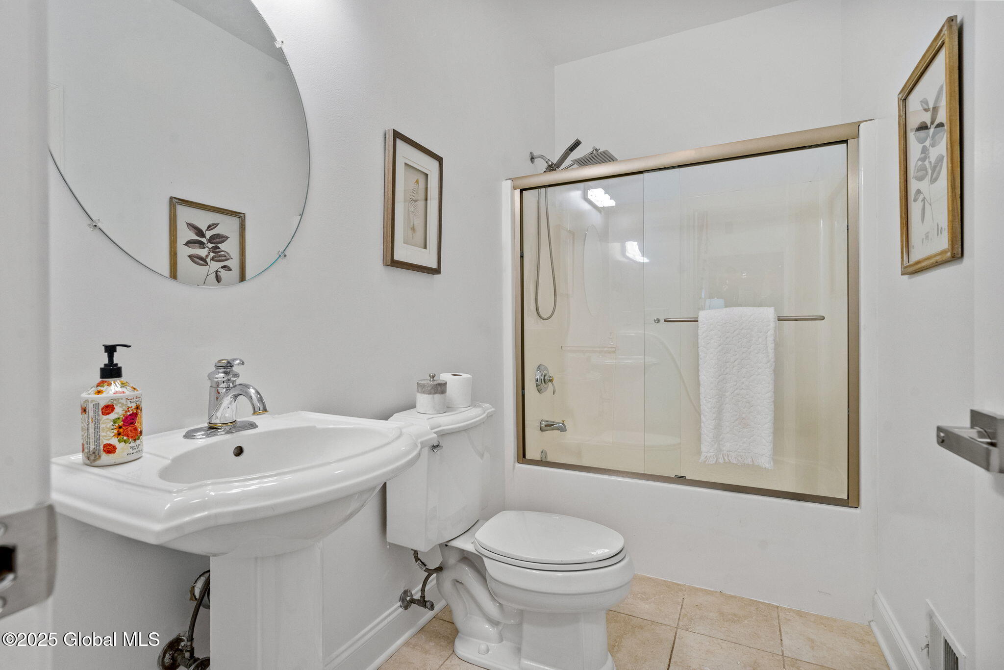 6004 Queen Mary Court, Schenectady, New York image 33