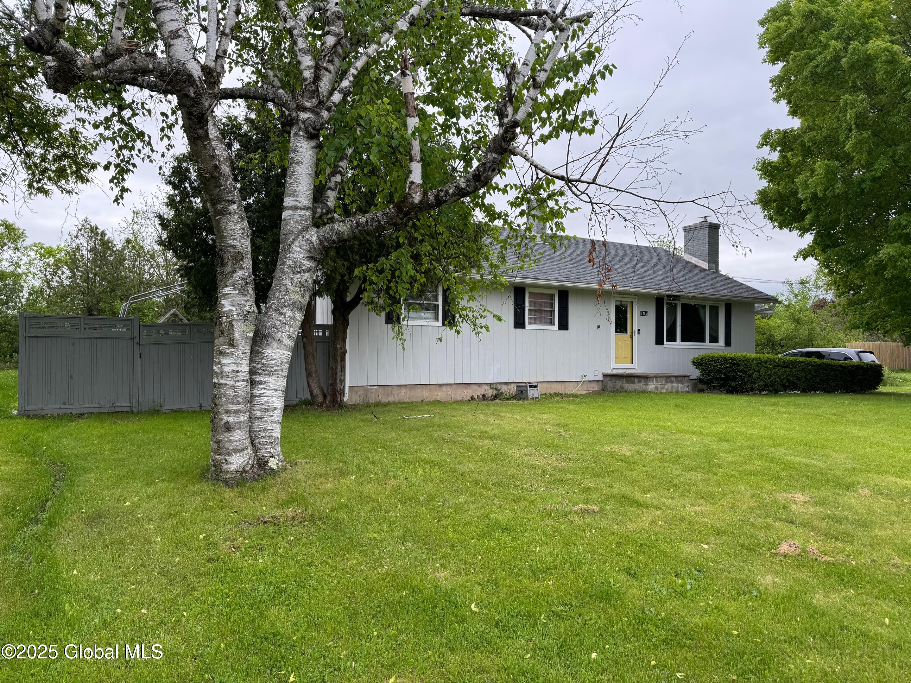 38 Third Avenue, Ticonderoga, New York image 2