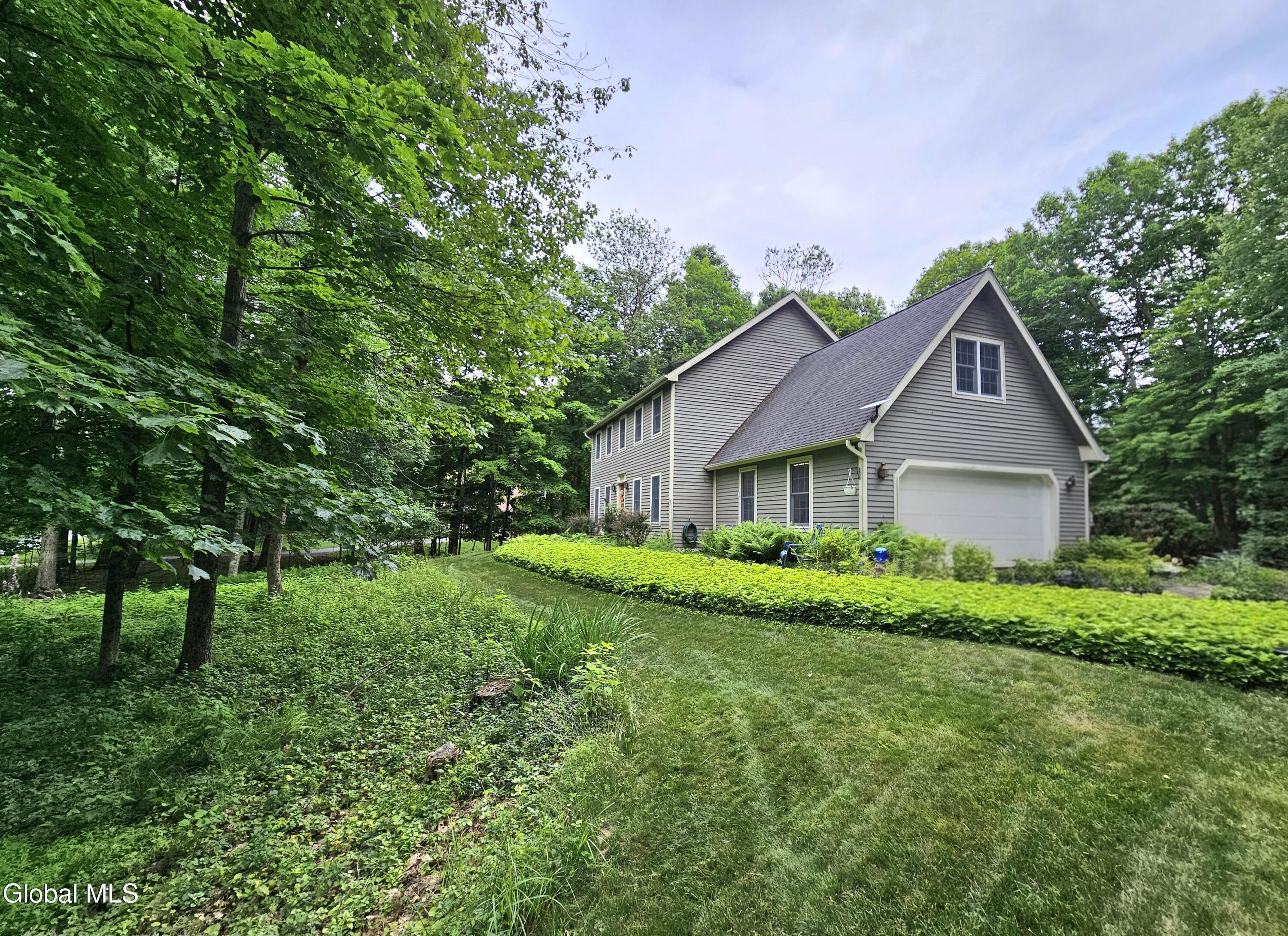 7 Pond Hollow Road