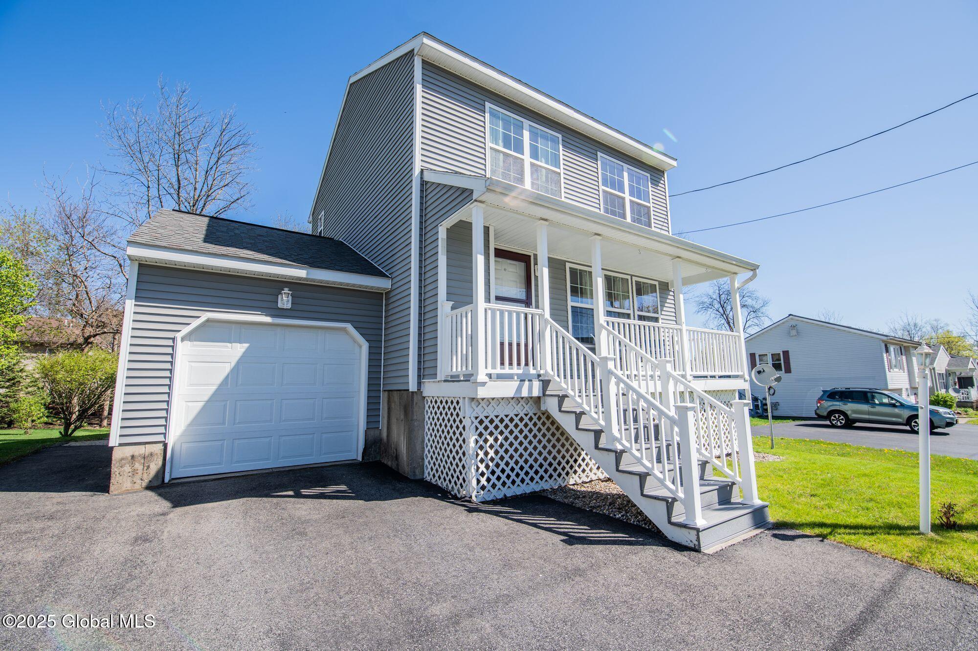17 W State Street, Glens Falls, New York image 1