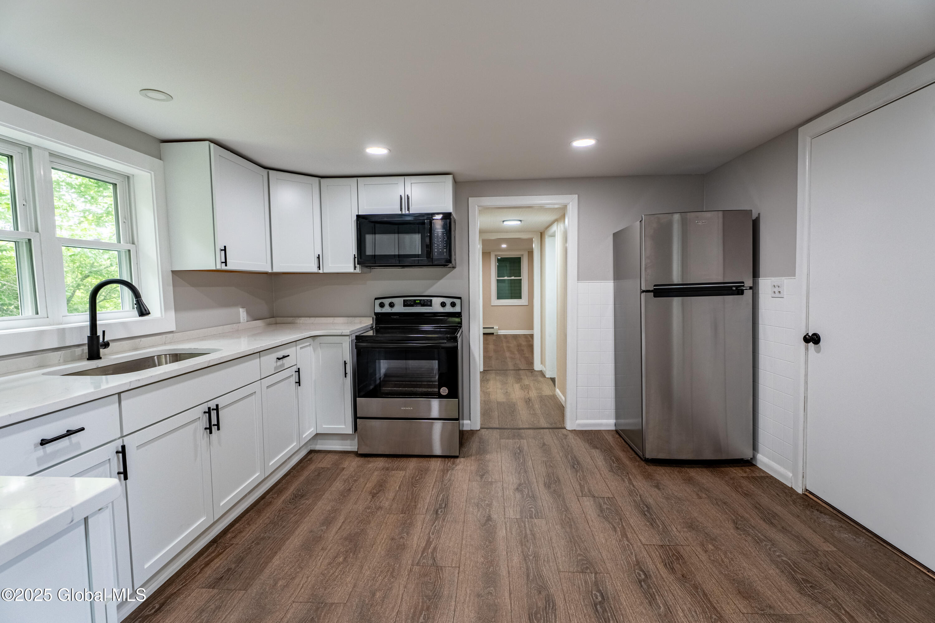 13 Camel Hill Road, Troy, New York image 15