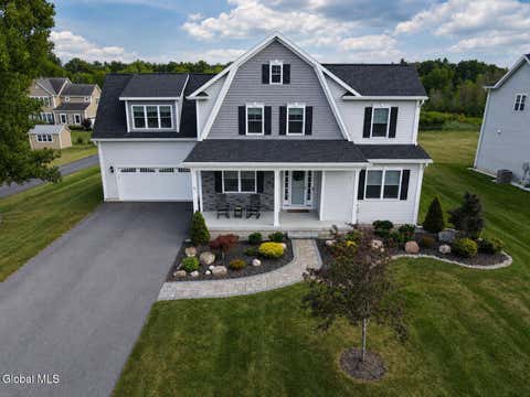 Homes For Sale - 21 Tisdale Lane<br/> Clifton Park, NY 12065
