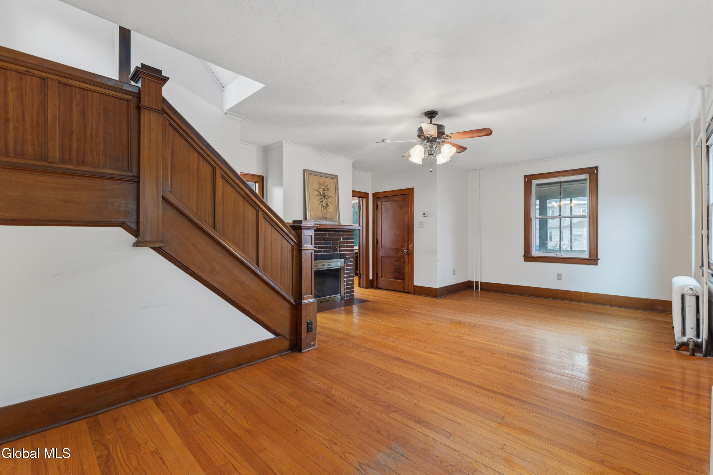 107 N Holmes Street
