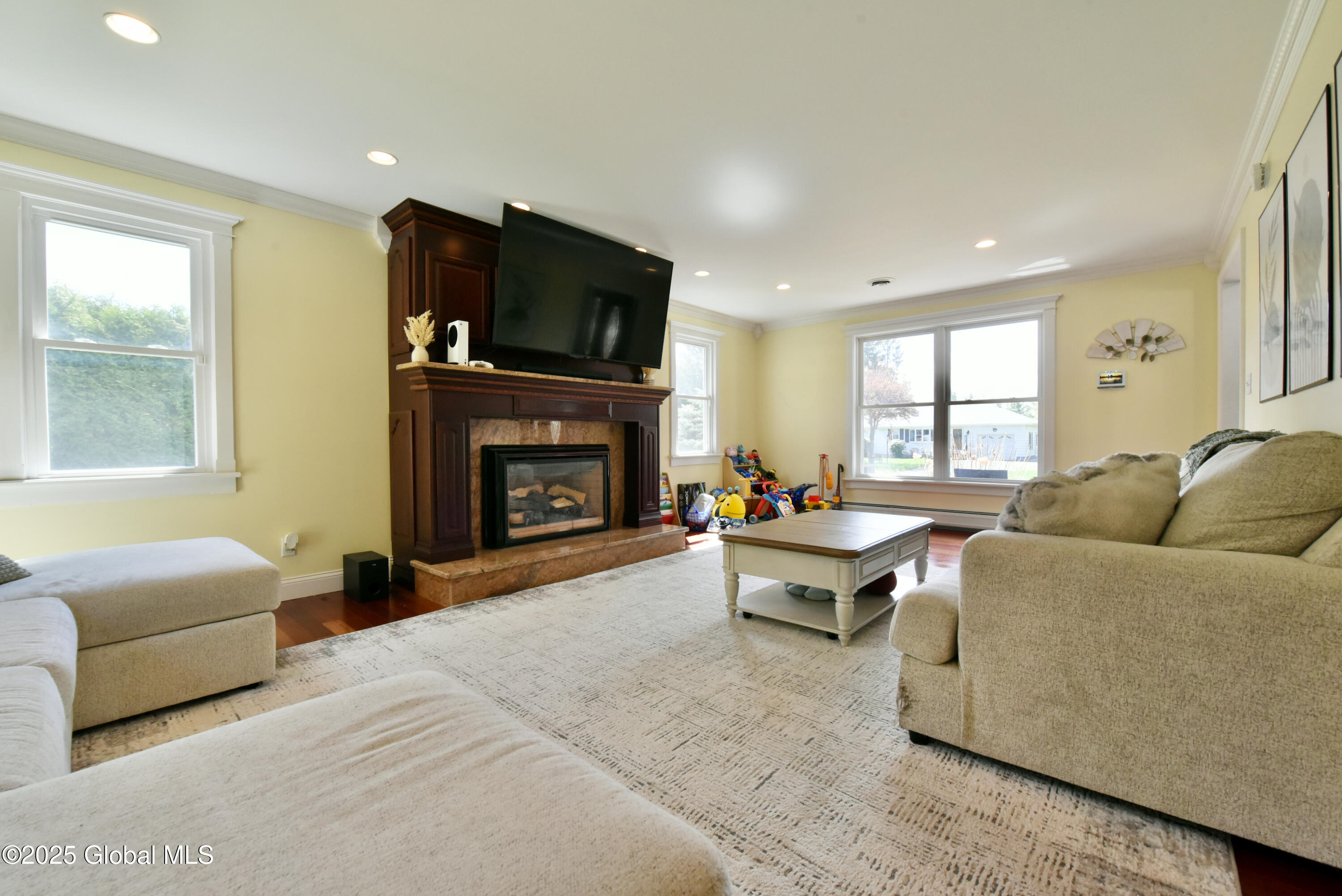 215 W 5th Avenue, Johnstown, New York image 5