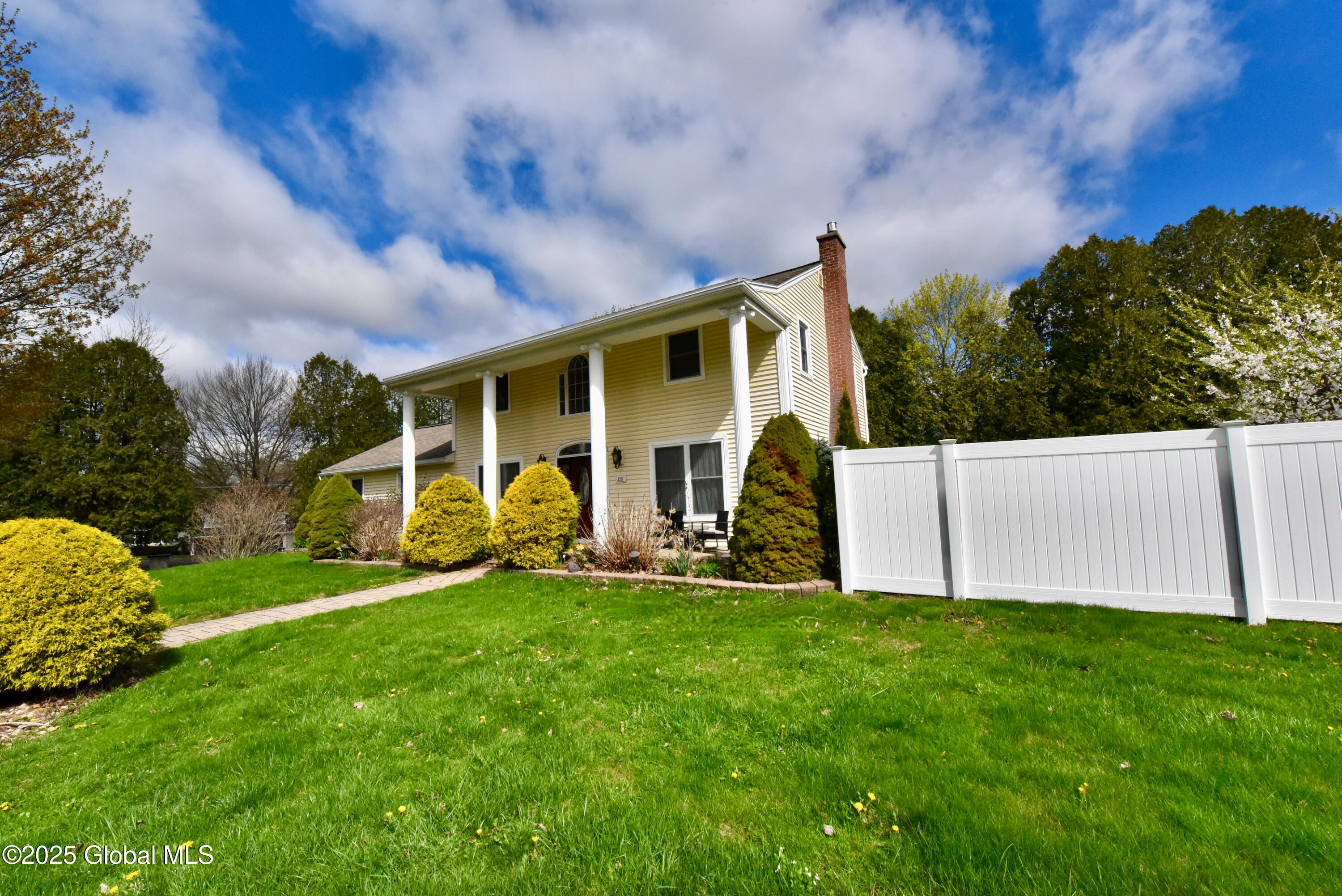 215 W 5th Avenue, Johnstown, New York image 3