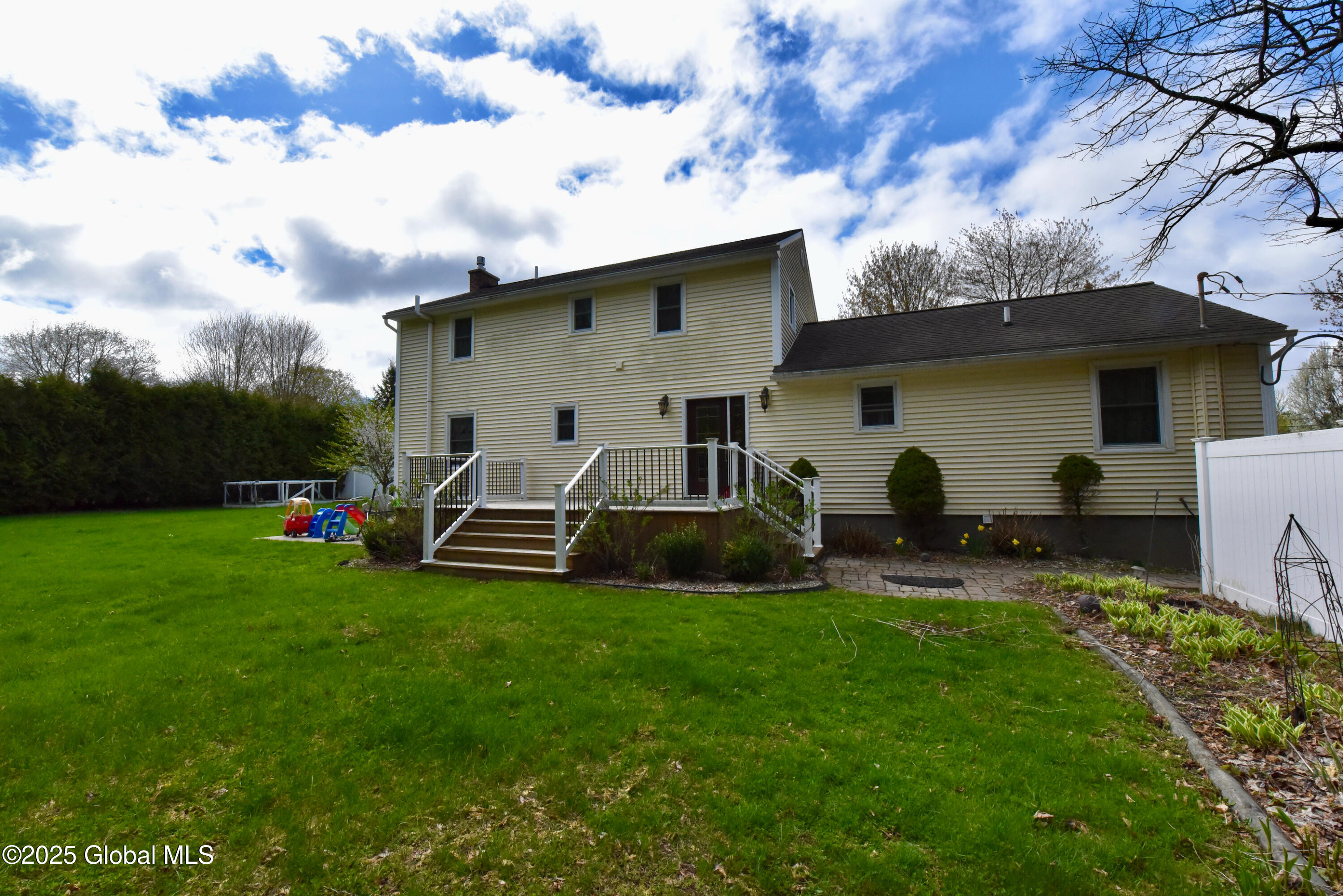 215 W 5th Avenue, Johnstown, New York image 26