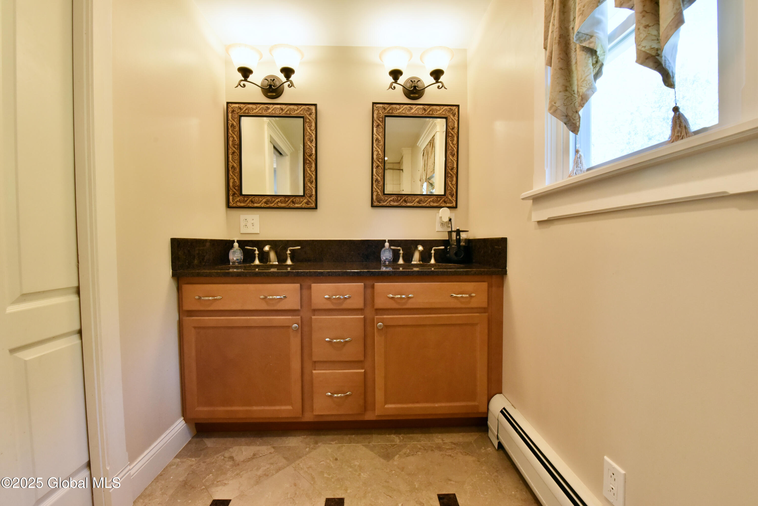 215 W 5th Avenue, Johnstown, New York image 21