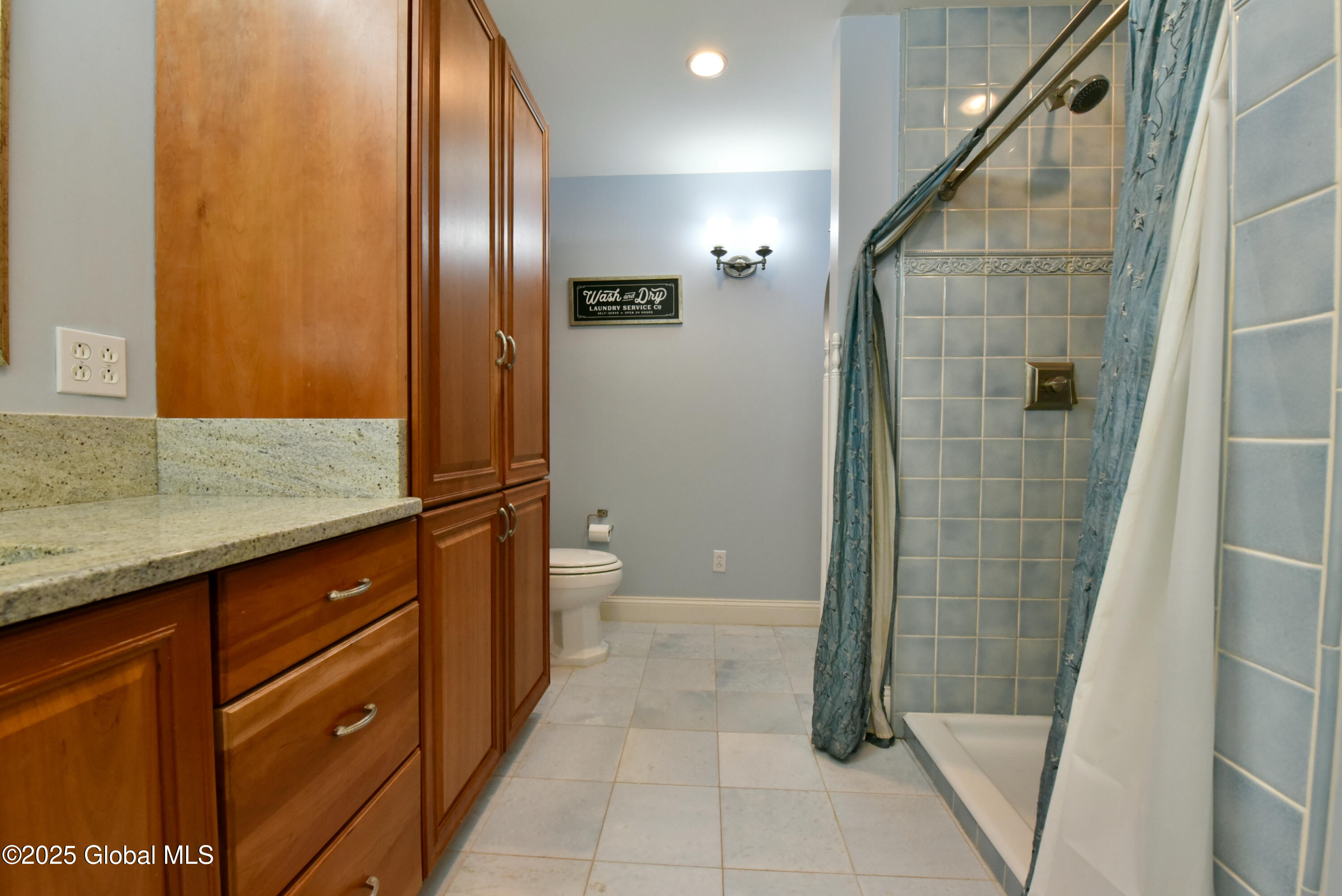 215 W 5th Avenue, Johnstown, New York image 16