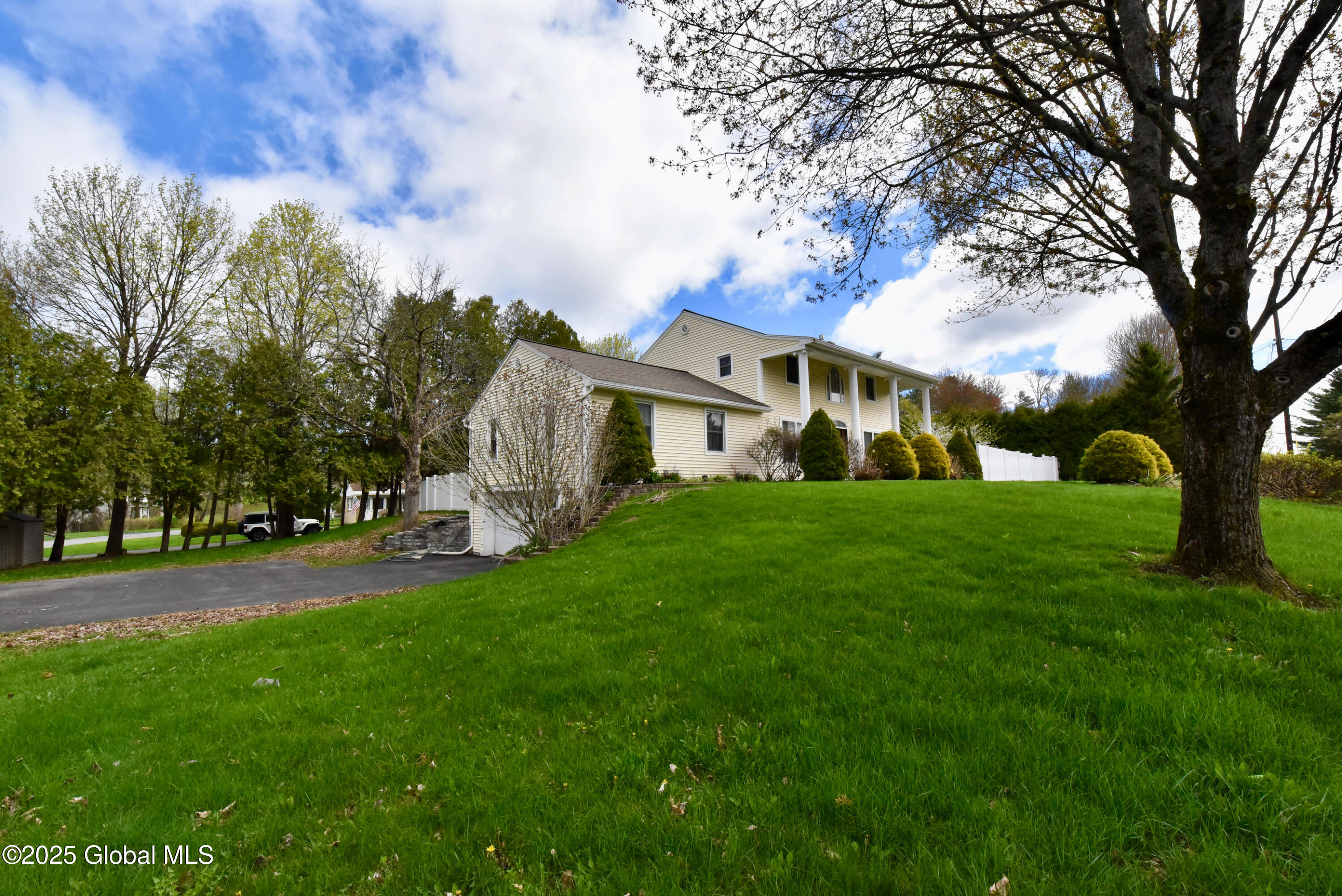 215 W 5th Avenue, Johnstown, New York image 29