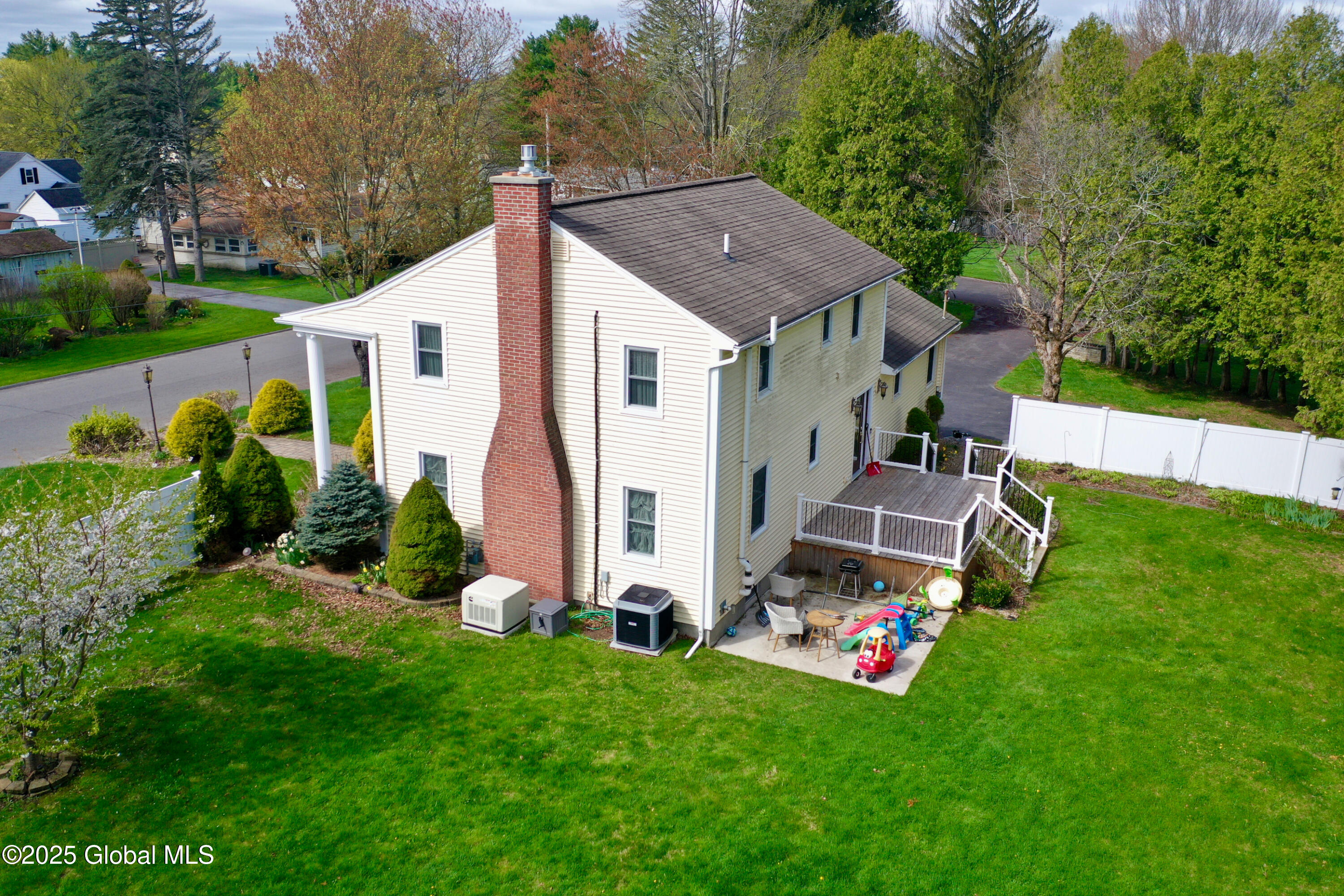 215 W 5th Avenue, Johnstown, New York image 31