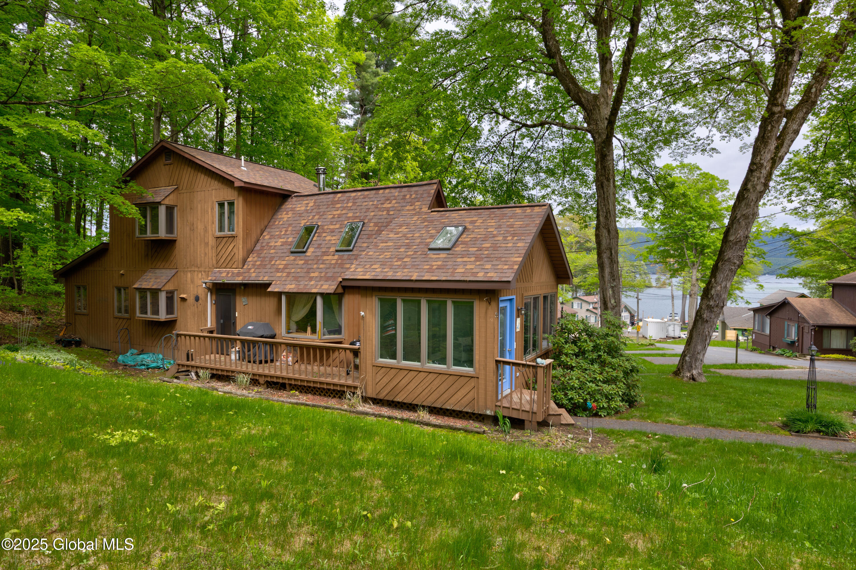 Listing image 1