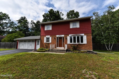 Homes For Sale - 41 Margaret Drive<br/> Ballston Spa, NY 12020